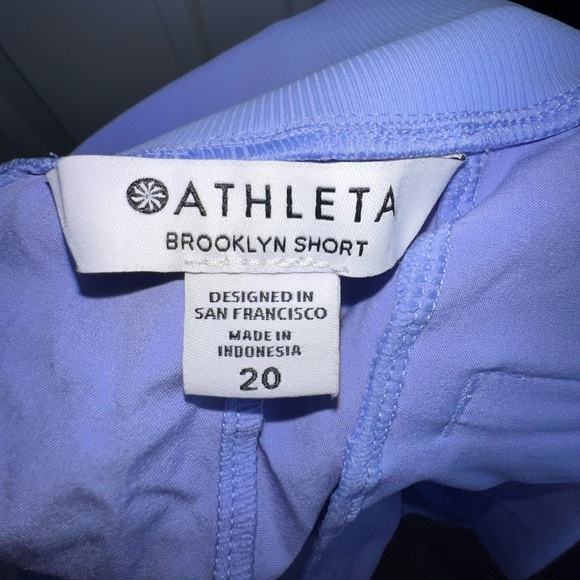 NWT Athleta Women's Plus Size 20 Brooklyn Shorts Victorian Periwinkle Active 2X - Picture 7 of 16